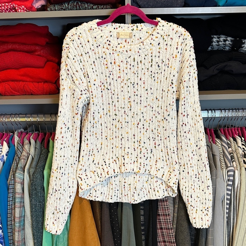 Altar’d State white/multicolored speckled long sleeve hi low sweater size S